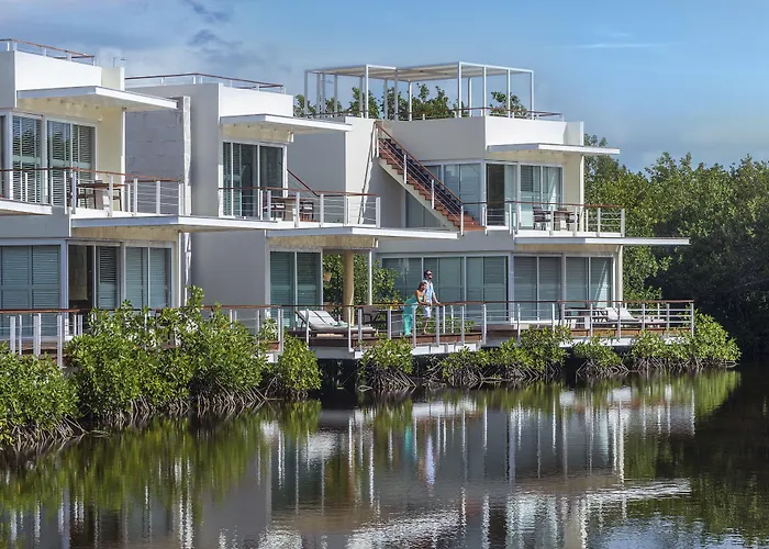 Blue Diamond Wellness (adults Only) El Marlyn Azul